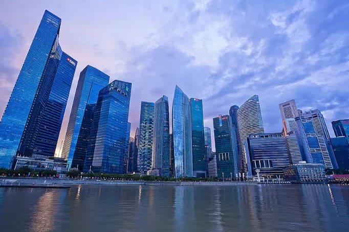 Private Banker International