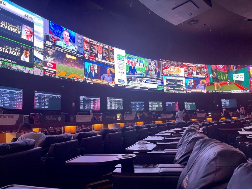 Caesars-Palace-Sportsbook-858x644
